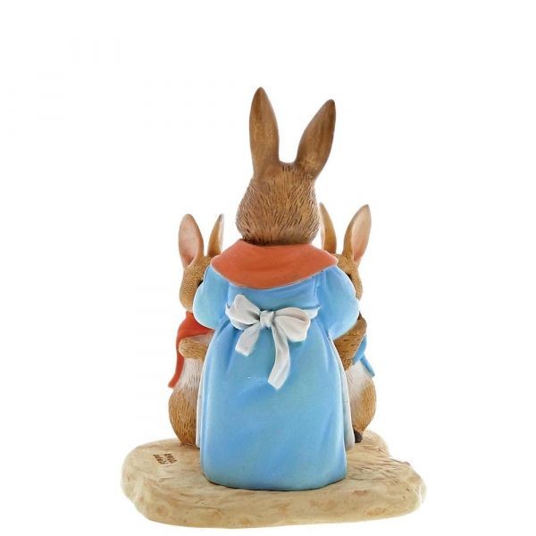 Mrs Rabbit, Flopsy & Peter Rabbit