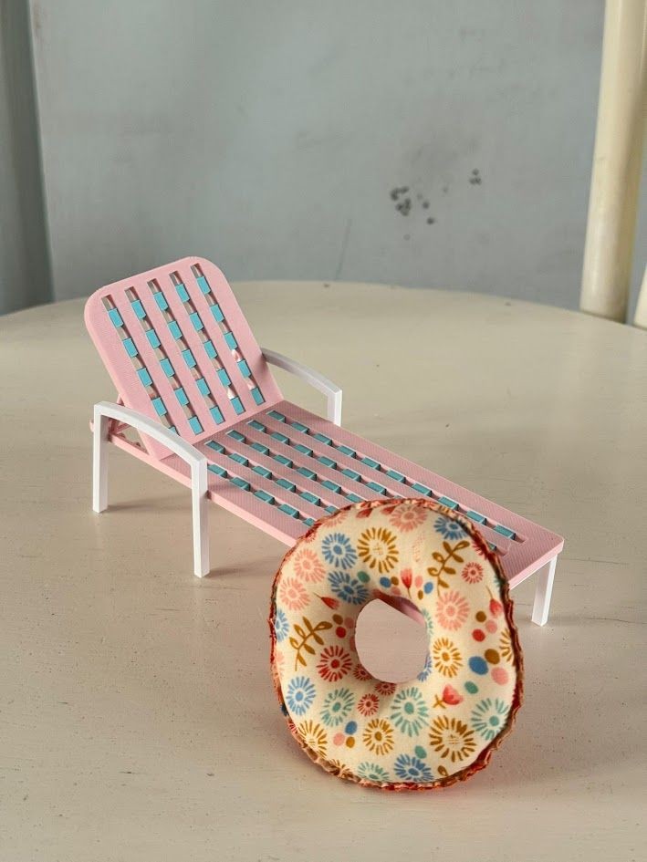 Miniatuur - Ligstoel Roze/Blauw